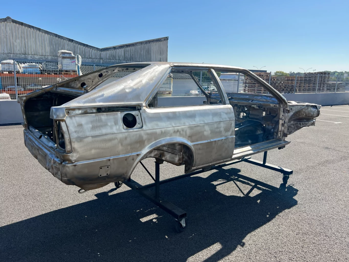 Hydrodécapage carrosserie tous véhicules decapage peinture voiture ancienne2