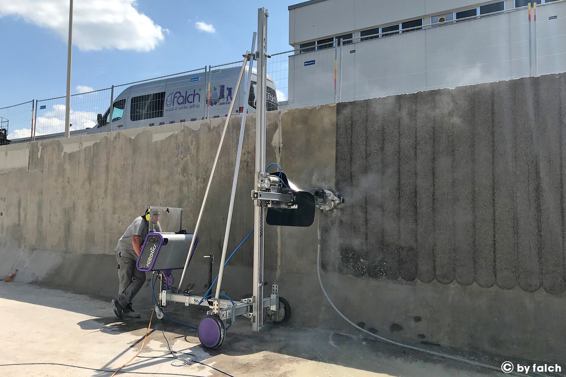 Hydrodémolition mécanisée renovation beton mecanise2
